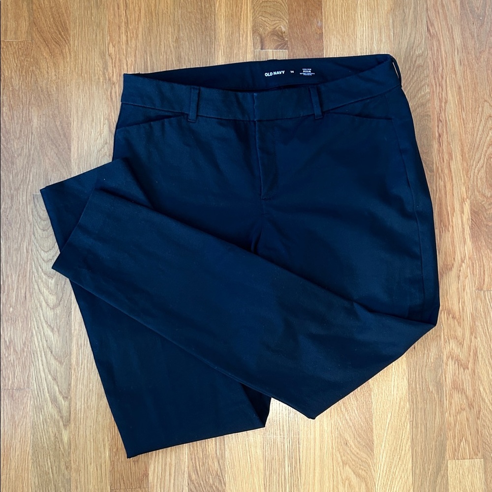 Old Navy Pixie Pants Black 14
